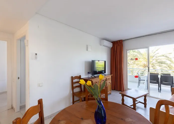 Rentalmar Royal شقة *