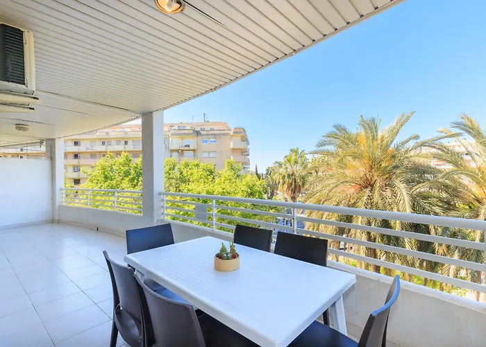 Rentalmar Royal شقة *